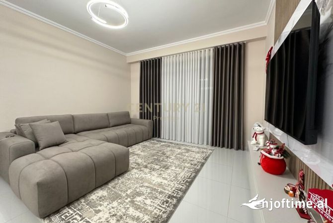Shtepi me qera 2+1 ne Tirane - 600 Euro