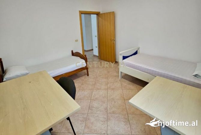 Shtepi me qera Apartament ne Tirane, 2+1, Mobilimi E mobiluar, Pagesa 650  Euro.