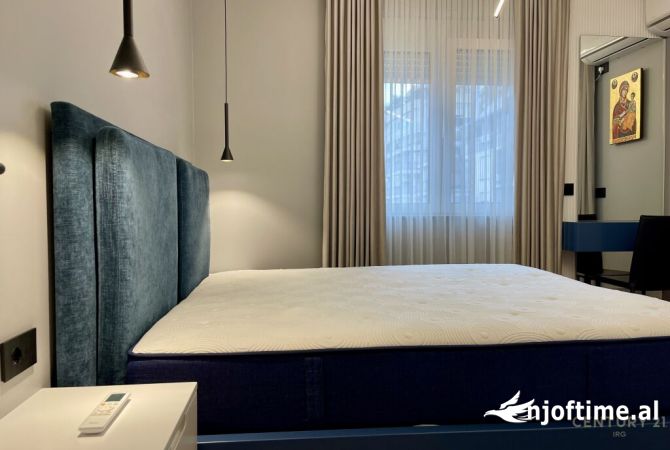 Shtepi ne shitje Apartament ne Tirane, 2+1, Mobilimi E mobiluar, Pagesa 259,000  Euro.