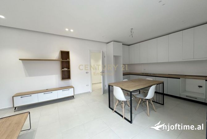 Shtepi ne shitje 2+1 ne Tirane - 185,000 Euro