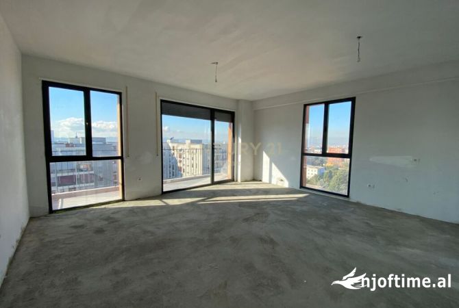 Shtepi ne shitje Apartament ne Tirane, 3+1, Mobilimi Bosh, pa mobiluar, Pagesa 238,326  Euro.