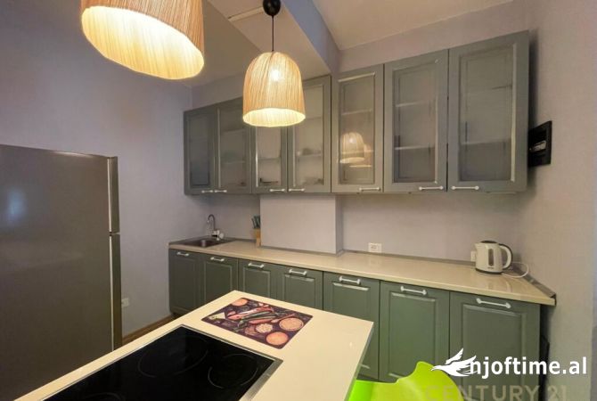 Shtepi me qera 2+1 ne Tirane - 700 Euro