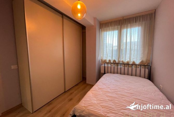 Shtepi me qera Apartament ne Tirane, 2+1, Mobilimi E mobiluar, Pagesa 700  Euro.