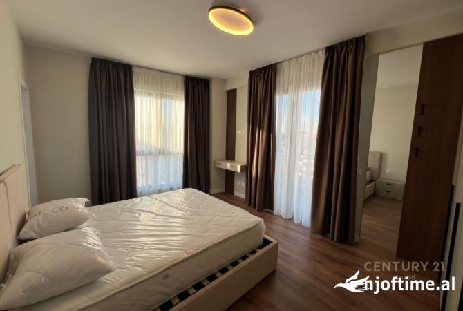 Shtepi me qera 2+1 ne Tirane - 1,000 Euro
