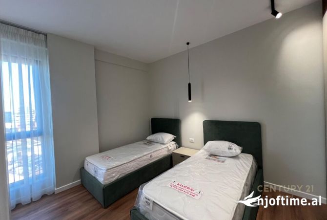 Shtepi me qera Apartament ne Tirane, 2+1, Mobilimi E mobiluar, Pagesa 1,000  Euro.