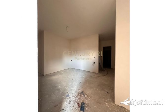 Shtepi ne shitje 2+1 ne Tirane - 164,000 Euro