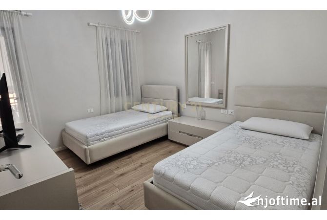 Shtepi me qera Apartament ne Tirane, 1+1, Mobilimi E mobiluar, Pagesa 700  Euro.