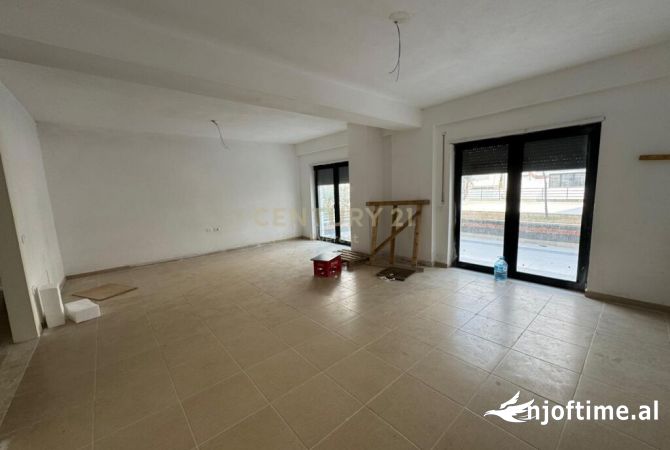 Shtepi ne shitje 2+1 ne Tirane - 220,000 Euro