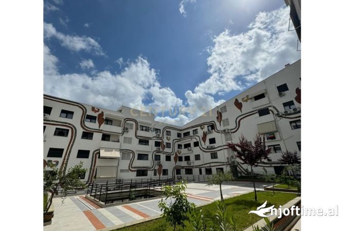 Shtepi ne shitje Apartament ne Tirane, 2+1, Mobilimi Bosh, pa mobiluar, Pagesa 220,000  Euro.