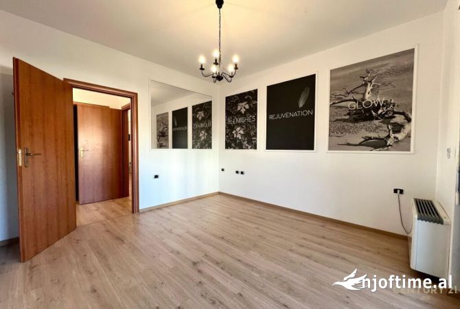 Ambient biznesi me qera 1+1 ne Tirane - 1,400 Euro