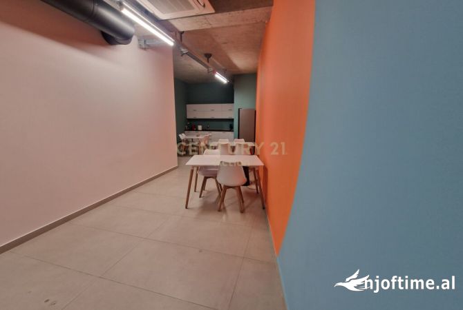 JEPET ME QIRA OBJEKT KOMERCIAL, SAUK I RI - TIRANE ‼️