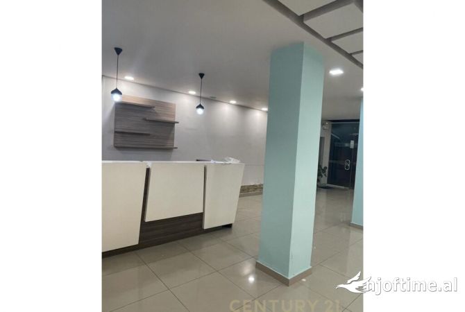 Japim Me Qira Ambient Komercial Ne Laprake !