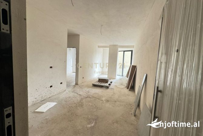 Shtepi ne shitje 1+1 ne Tirane - 143,000 Euro