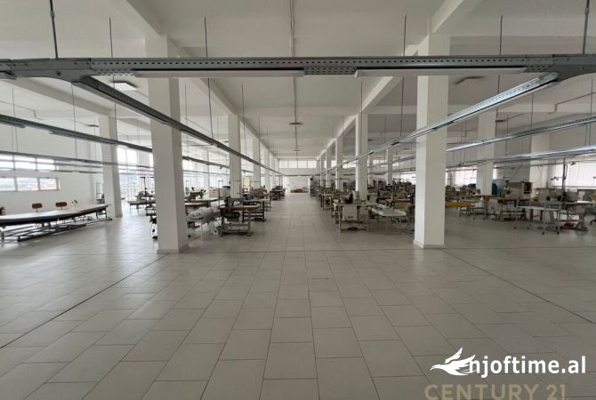 Ambient biznesi me qera 3+1 ne Tirane - 5,000 Euro