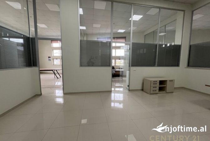 JAPIM ME QIRA AMBIENT MULTIFUNKSIONAL NE VORE !