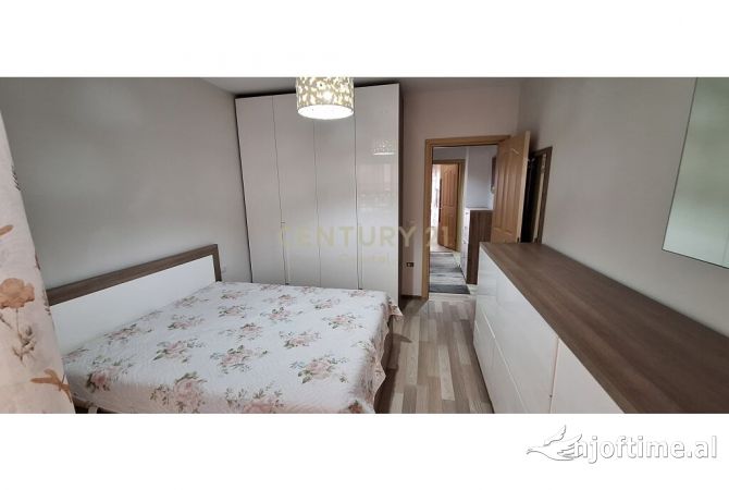 Shtepi me qera Apartament ne Tirane, 2+1, Mobilimi E mobiluar, Pagesa 600  Euro.