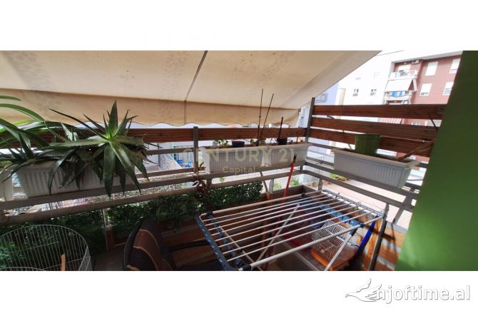 Shtepi me qera Apartament ne Tirane, 2+1, Mobilimi E mobiluar, Pagesa 600  Euro.