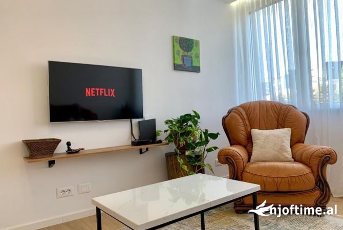 Shtepi me qera 2+1 ne Tirane - 750 Euro