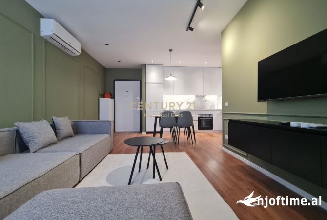 Shtepi me qera 2+1 ne Tirane - 780 Euro