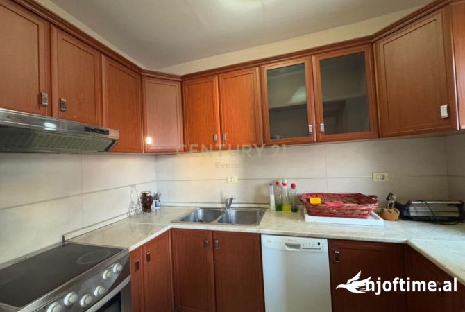 Shtepi me qera 2+1 ne Tirane - 500 Euro