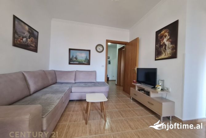 Shtepi me qera 2+1 ne Tirane - 550 Euro
