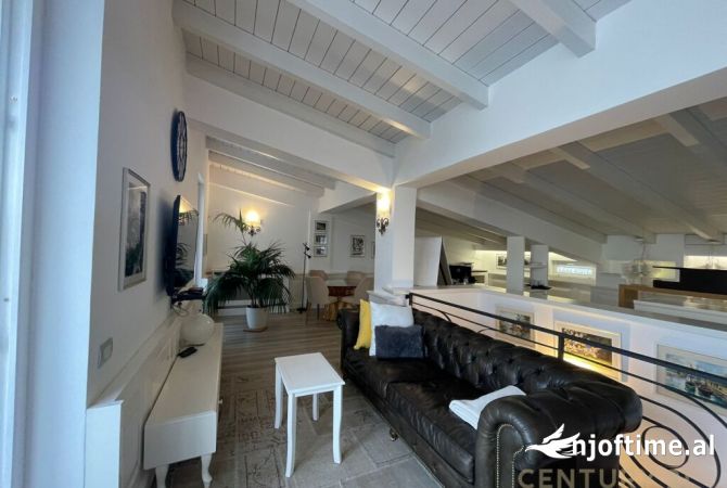 Shtepi me qera Apartament ne Tirane, 4+1, Mobilimi E mobiluar, Pagesa 5,000  Euro.