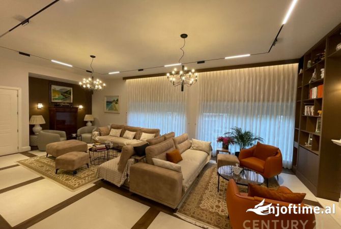 Shtepi me qera Apartament ne Tirane, 4+1, Mobilimi E mobiluar, Pagesa 5,000  Euro.