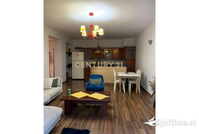 Shtepi me qera Apartament ne Tirane, 1+1, Mobilimi E mobiluar, Pagesa 500  Euro.