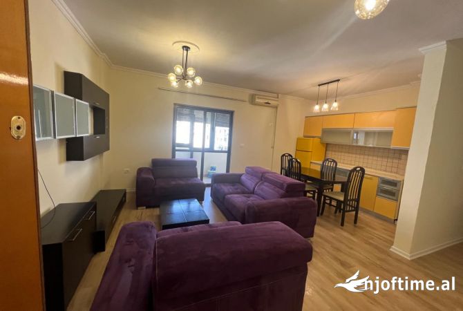 Shtepi me qera 1+1 ne Tirane - 600 Euro