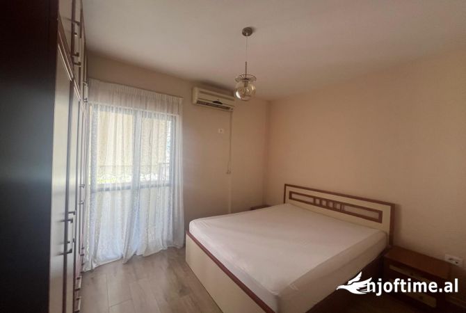Shtepi me qera 1+1 ne Tirane - 600 Euro