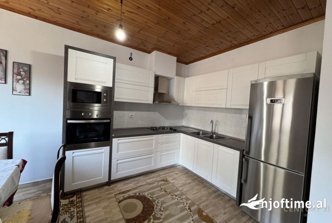 Shtepi me qera 2+1 ne Tirane - 450 Euro