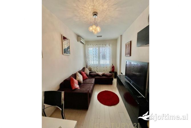 Shtepi me qera 1+1 ne Tirane - 550 Euro