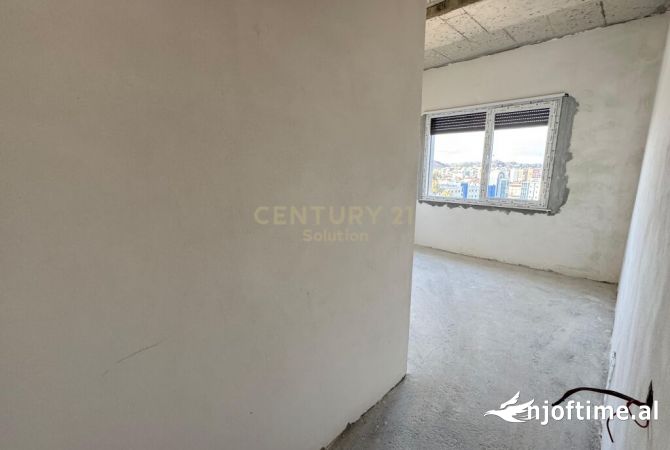 Shtepi ne shitje Apartament ne Tirane, 2+1, Mobilimi Bosh, pa mobiluar, Pagesa 128,000  Euro.