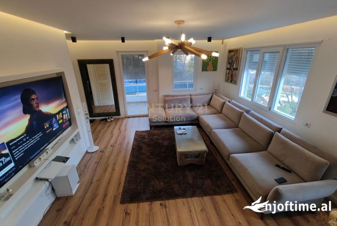 Shtepi ne shitje 4+1 ne Tirane - 440,000 Euro