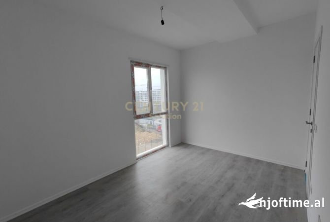 Shtepi ne shitje Apartament ne Tirane, 2+1, Mobilimi Bosh, pa mobiluar, Pagesa 105,000  Euro.