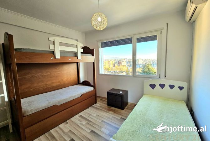 Shtepi me qera Duplex(shtepi me 2 kate) ne Tirane, 3+1, Mobilimi E mobiluar, Pagesa 1,200  Euro.