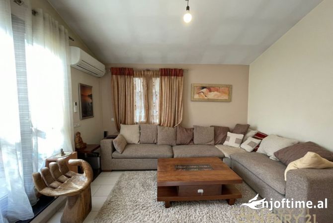 Shtepi me qera 2+1 ne Tirane - 600 Euro