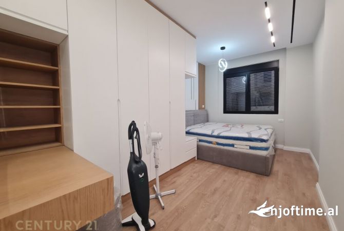 Shtepi me qera Apartament ne Tirane, 1+1, Mobilimi E mobiluar, Pagesa 700  Euro.