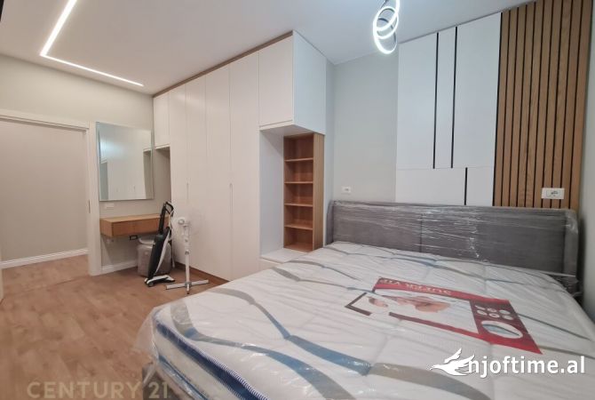 Shtepi me qera Apartament ne Tirane, 1+1, Mobilimi E mobiluar, Pagesa 700  Euro.