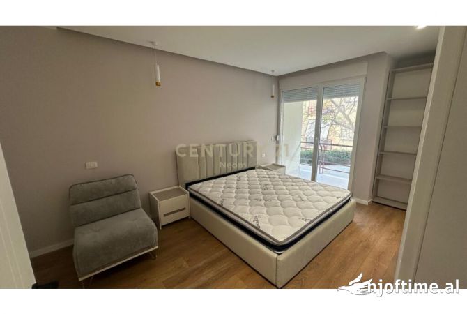 Shtepi me qera Apartament ne Tirane, 1+1, Mobilimi E mobiluar, Pagesa 600  Euro.