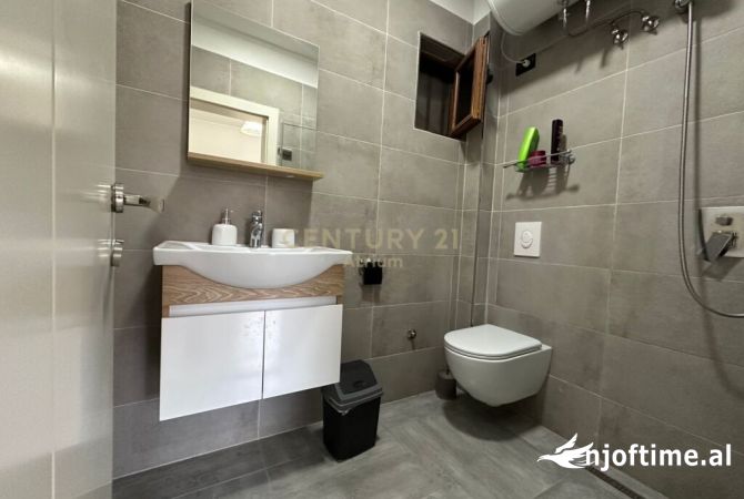 Shtepi me qera Apartament ne Tirane, 1+1, Mobilimi E mobiluar, Pagesa 500  Euro.