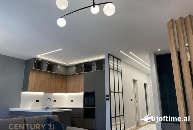 Shtepi me qera 2+1 ne Tirane - 1,550 Euro
