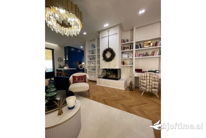 Shtepi ne shitje Apartament ne Tirane, 2+1, Mobilimi E mobiluar, Pagesa 530,000  Euro.