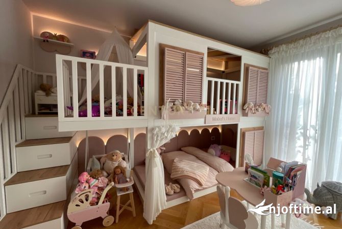 Shtepi ne shitje Apartament ne Tirane, 2+1, Mobilimi E mobiluar, Pagesa 530,000  Euro.