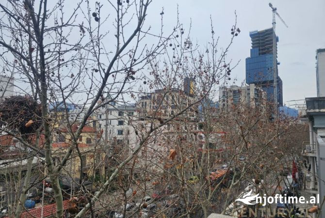 Shtepi ne shitje 3+1 ne Tirane - 215,000 Euro
