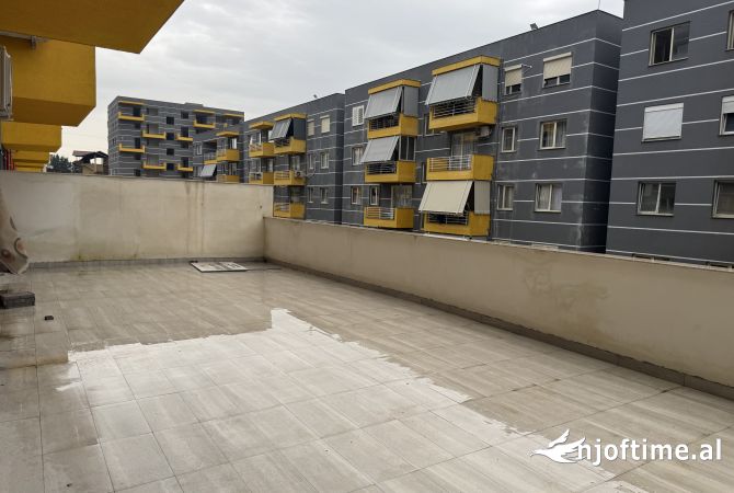 Shtepi ne shitje Apartament ne Tirane, 2+1, Mobilimi Pjeserisht e mobiluar, Pagesa 139,000  Euro.