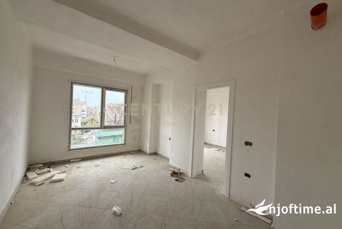 Shtepi ne shitje 2+1 ne Tirane - 175,000 Euro