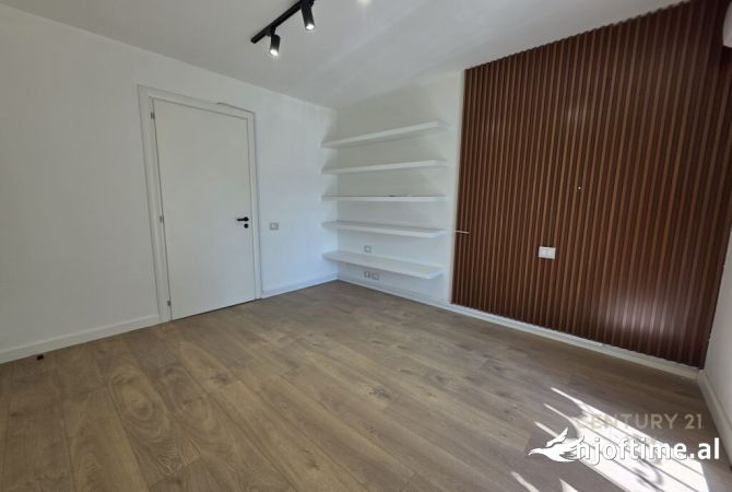 Shtepi ne shitje 2+1 ne Tirane - 205,000 Euro