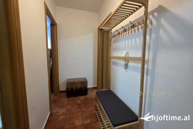 Shtepi me qera Apartament ne Tirane, 1+1, Mobilimi E mobiluar, Pagesa 600  Euro.