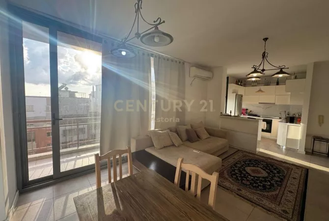 Shtepi ne shitje Apartament ne Tirane, 2+1, Mobilimi E mobiluar, Pagesa 149,000  Euro.